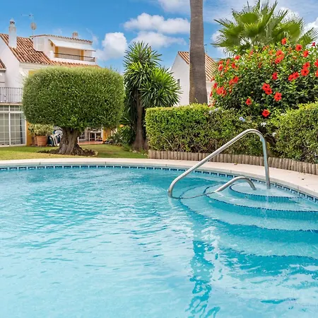 3 Bedroom Gorgeous In Holiday home